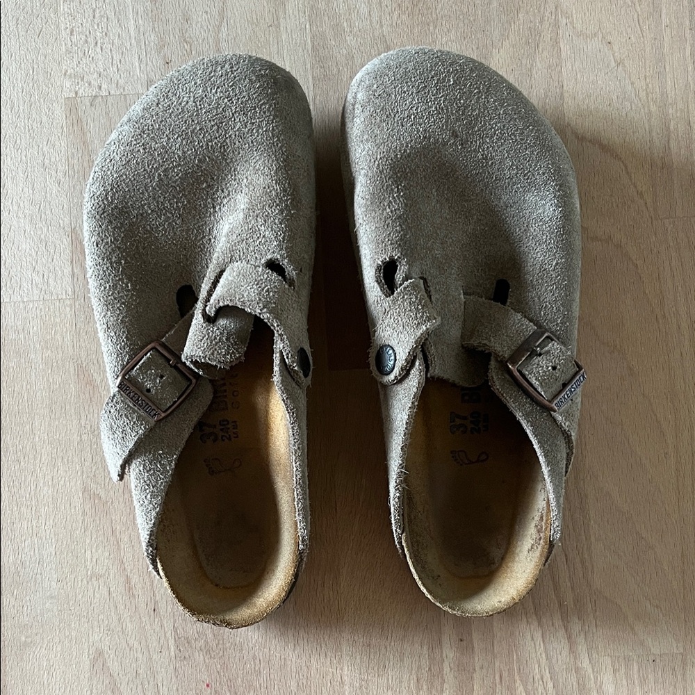 Birkenstock Boston Suede Clogs in Taupe
